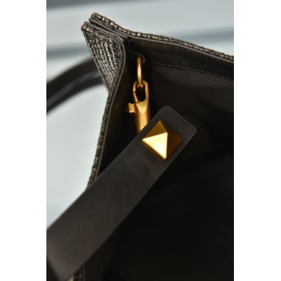 Valentino Garavani Medium Shopping Bag in Raffia with Floral Embroidery