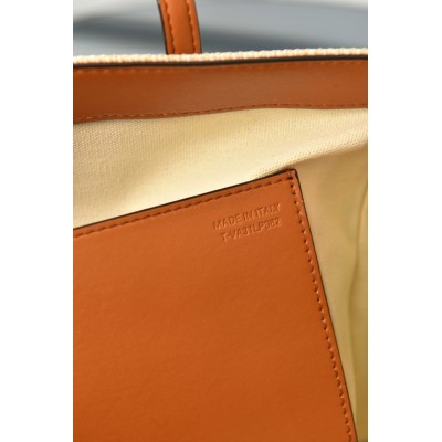 Valentino Garavani Antibes Medium Shopping Bag in Jacquard Raffia