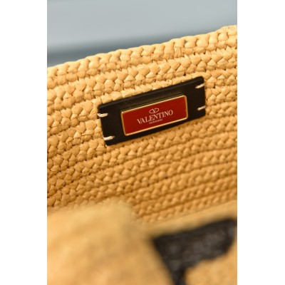 Valentino Garavani Viva Superstar Small Shopping Bag in Raffia