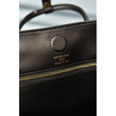 Balenciaga Women's Hampton Carry All Bag Mini