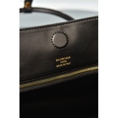 Balenciaga Women's Hampton Carry All Bag Small
