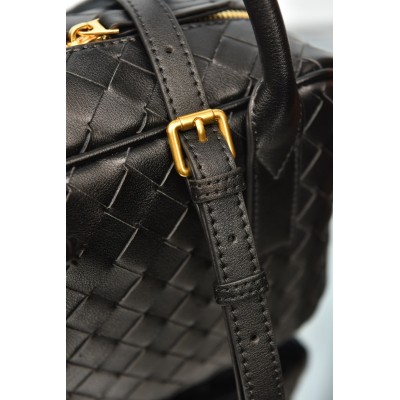 Bottega Veneta Small Getaway