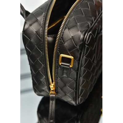 Bottega Veneta Small Getaway