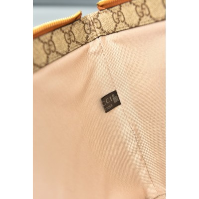 Gucci GG Emblem Small Business Case