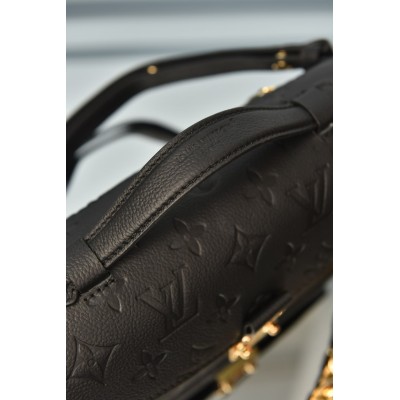 Louis Vuitton Pochette Metis East West Bag