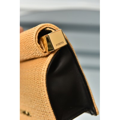 Jacquemus The Rond Carre Clutch Small