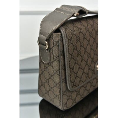 Gucci Ophidia Medium Messenger Bag