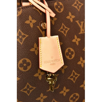 Louis Vuitton Montaigne MM Empreinte