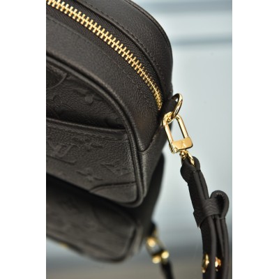 Louis Vuitton Tiny Camera Bag