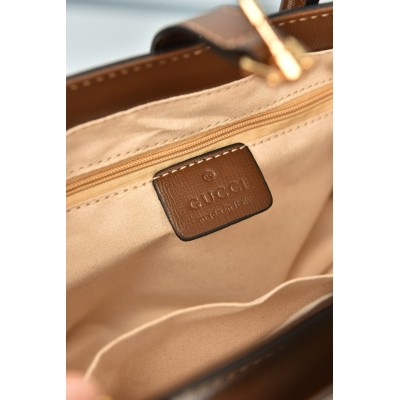 Gucci Small Tote With Piston Closure