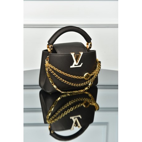 Louis Vuitton Capucines Mini