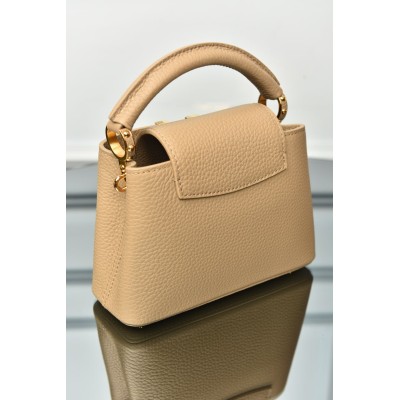 Louis Vuitton Capucines Mini