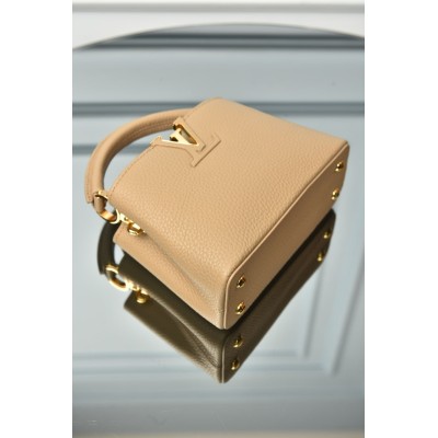 Louis Vuitton Capucines Mini