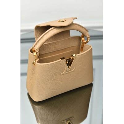 Louis Vuitton Capucines Mini