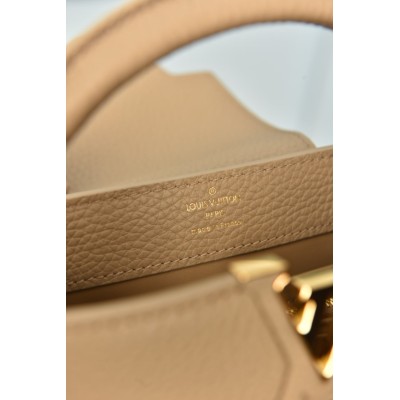 Louis Vuitton Capucines Mini