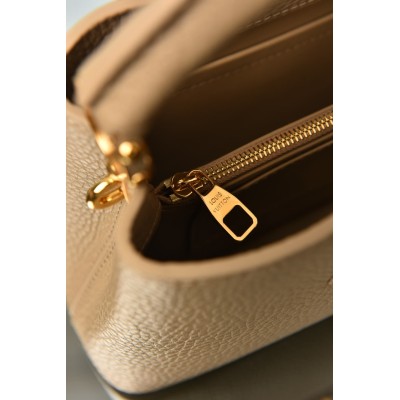 Louis Vuitton Capucines Mini