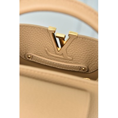 Louis Vuitton Capucines Mini