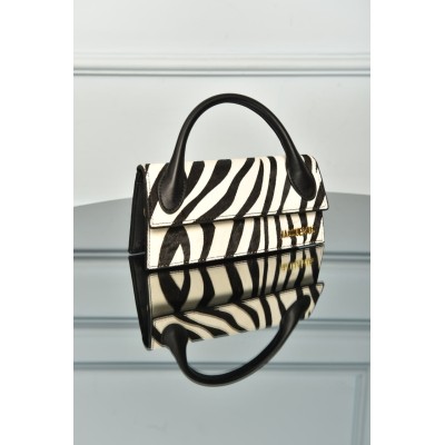 Jacquemus The Long Chiquito