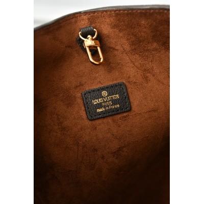 Louis Vuitton Low Key MM Hobo Bag