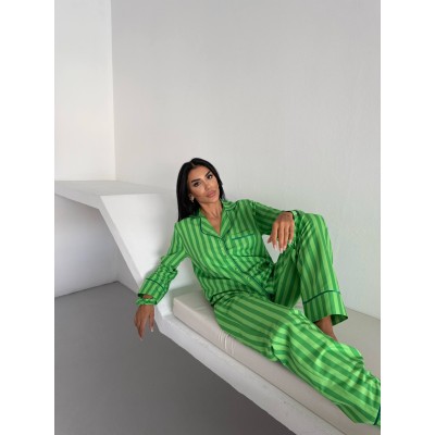 Lüks Pijama Takımı Toka