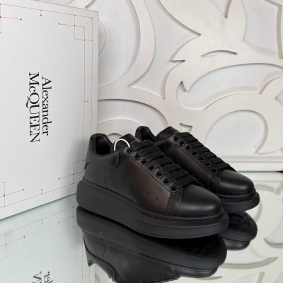 Alexander McQueen Sneaker