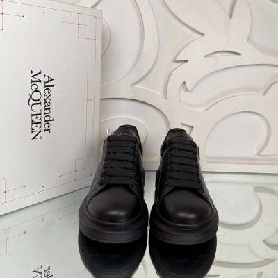 Alexander McQueen Sneakers