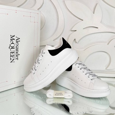 Alexander McQueen Sneaker