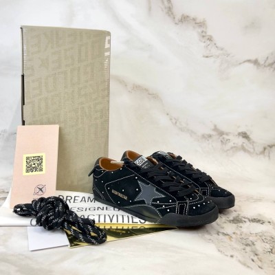 Golden Goose True Star Sneaker
