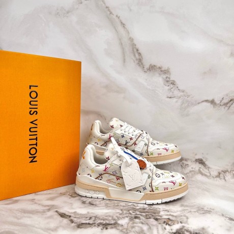 Louis Vuitton Unisex Sneakers
