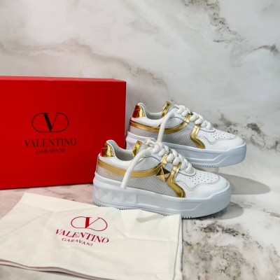 Valentino Garavani Rockstud Sneaker