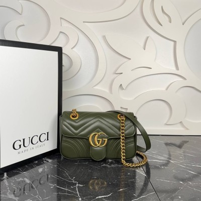 Gucci GG Marmont Small Shoulder Bag