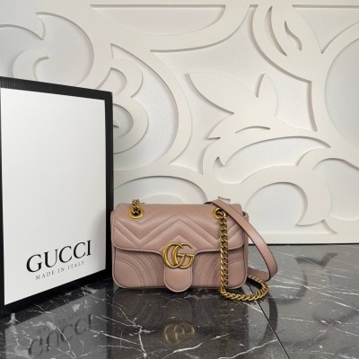 Gucci GG Marmont Small Shoulder Bag