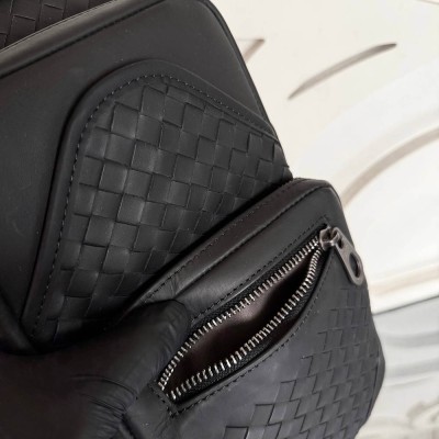 Bottega Veneta Intrecciato Crossbody Bag