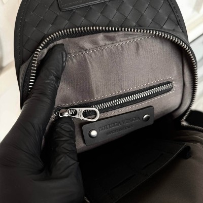 Bottega Veneta Intrecciato Crossbody Bag