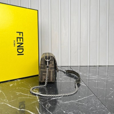 Fendi Baguette Mini