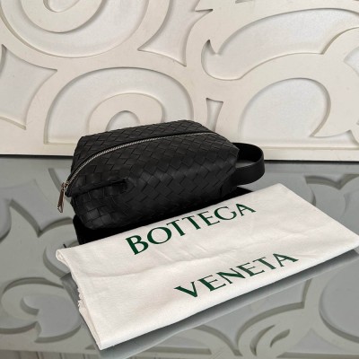 Bottega Veneta Intrecciato Travel Pouch
