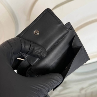 Bottega Veneta Intrecciato Bi-Fold Wallet