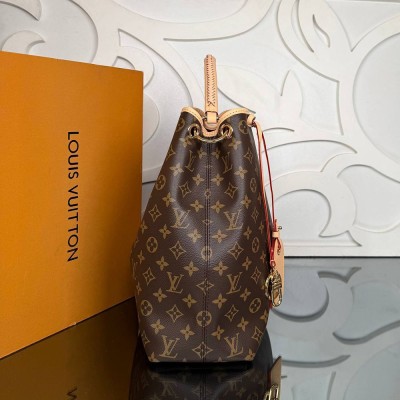 Louis Vuitton Again