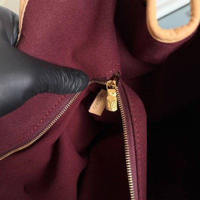 Louis Vuitton Again