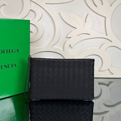 Bottega Veneta Intrecciato Business Pouch Medium