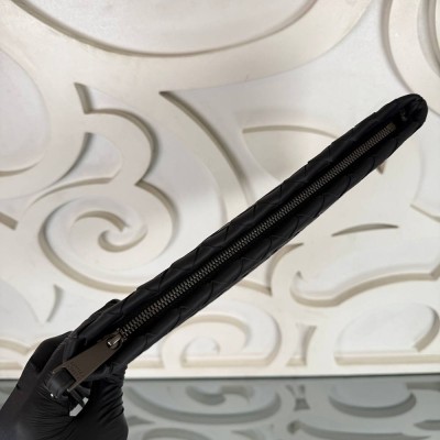 Bottega Veneta Intrecciato Business Pouch Medium