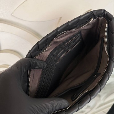 Bottega Veneta Intrecciato Business Pouch Medium