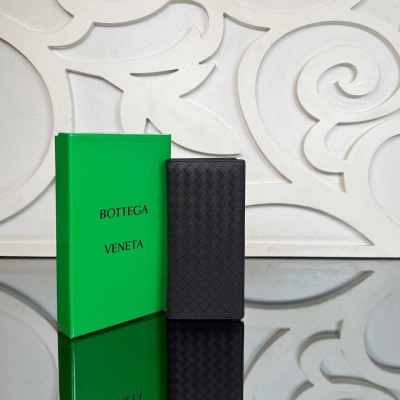 Bottega Veneta Slim Wallet