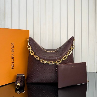 Louis Vuitton Coussin Hobo MM
