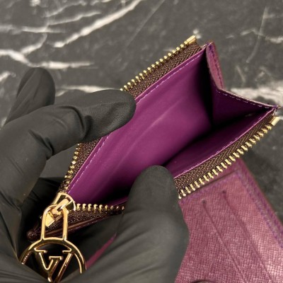 Louis Vuitton Lisa Wallet