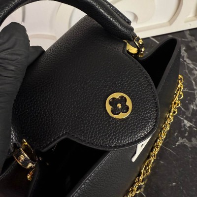 Louis Vuitton Capucines BB