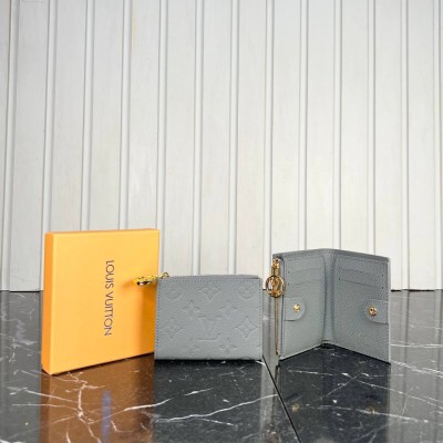 Louis Vuitton Lisa Wallet