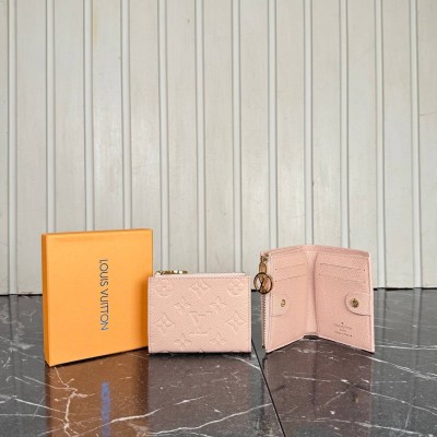 Louis Vuitton Lisa Wallet
