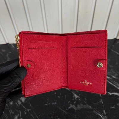Louis Vuitton Lisa Wallet