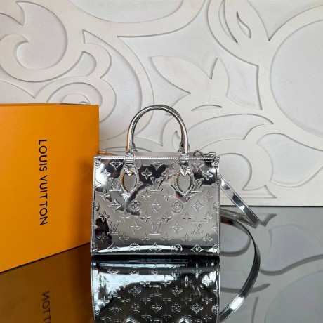 Louis Vuitton OnTheGo PM
